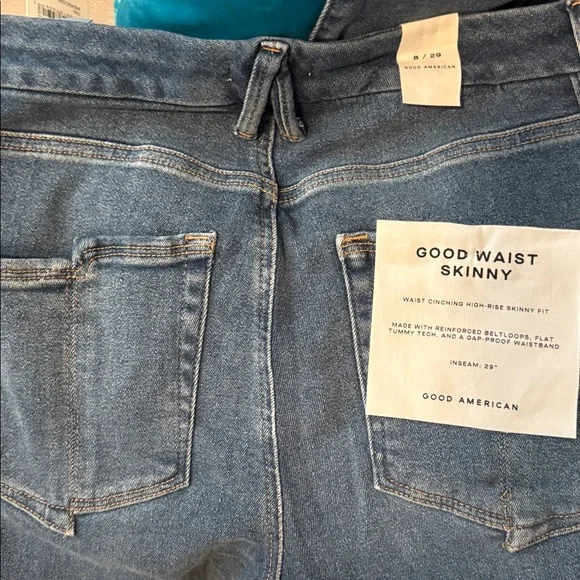 NWT Good American Good Waist Skinny Cropped Jeans - Size 8 - Picture 6 of 8